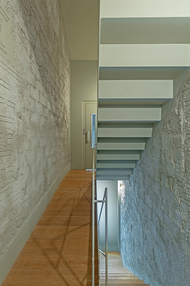 NADA - EL DÚPLEX DE LA IMPRENTA 