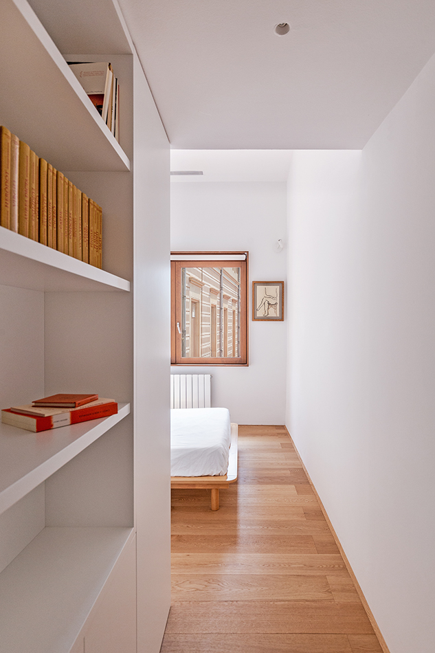 NADA - EL DÚPLEX DE LA IMPRENTA 