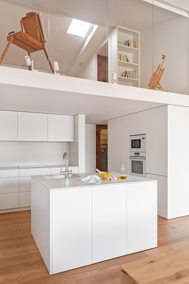 NADA - EL DÚPLEX DE LA IMPRENTA 